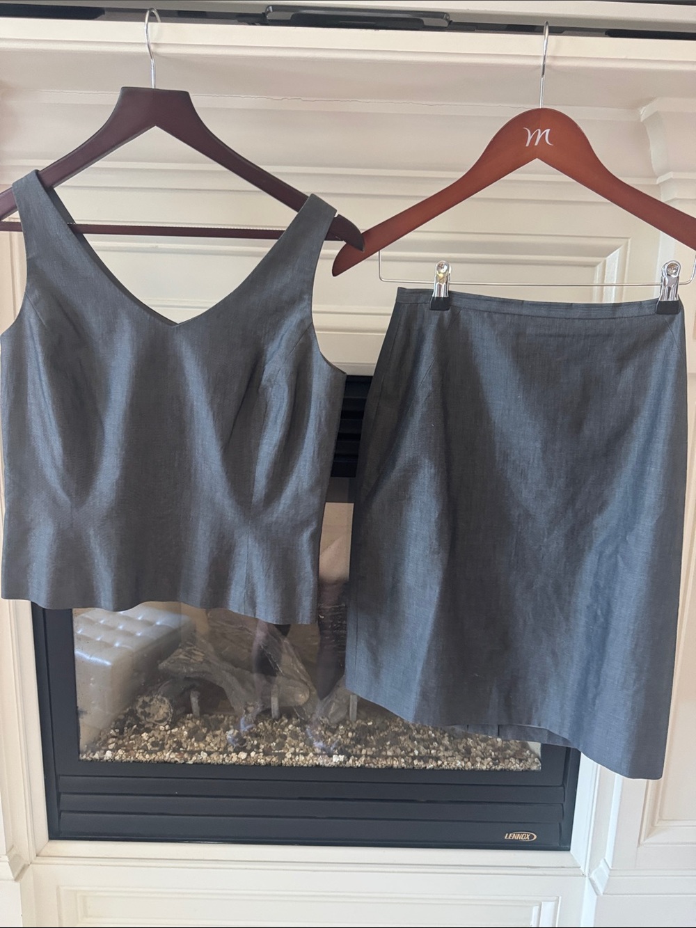 Ann Taylor Charcoal Gray Cropped Shell Top and Pencil Skirt Set